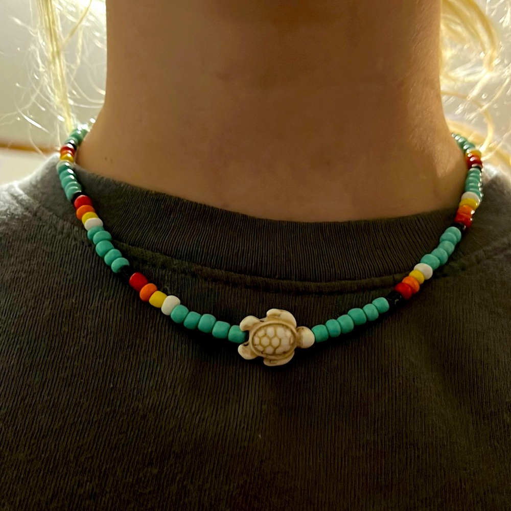 Country turtle necklace, seems like I’ve saw a lot of people wearing these.🫶🏼